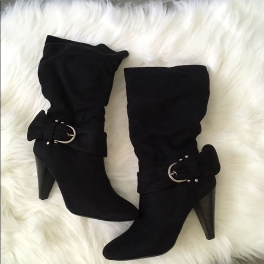 Black boots size 6.5